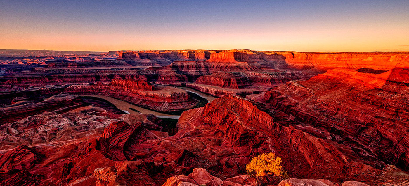 ہم رنگین حل پیش کرتے ہیں